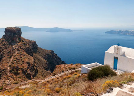 Hiking in Santorini